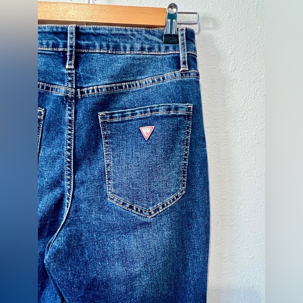 Guess NWT Simmone Super High Rise Skinny Jean - Size 28 - Picture 10 of 16